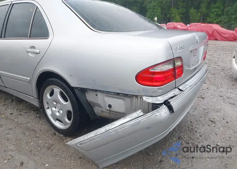 2001 Mercedes-Benz E 430 z USA, uszkodzony, nr VIN WDBJF70JX1B281328